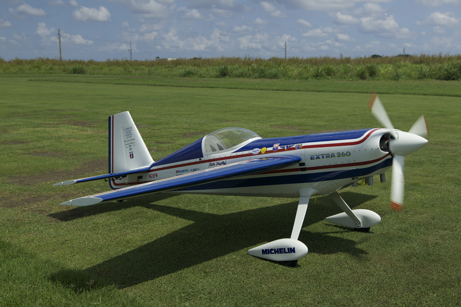 Extra 260 rc sales plane